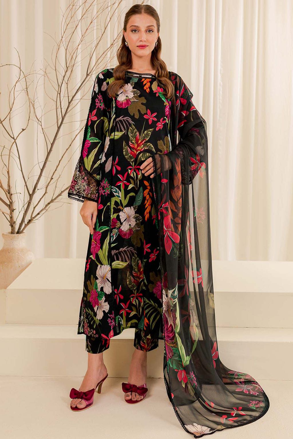 lawn suit